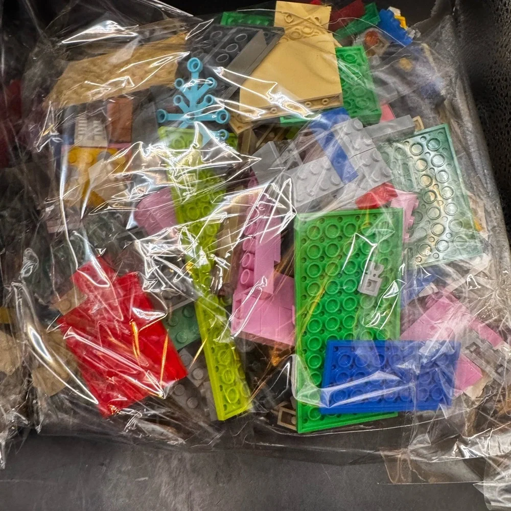 LEGO Bulk Lot of 2 Pounds Bricks Parts and Pieces Genuine 2 Lbs Grab Bag - Picture 4 of 11